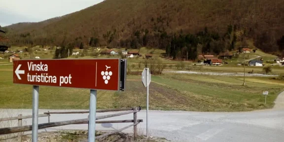 Vinska turistična pot Šmartno ob Paki