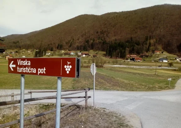 Vinska turistična pot Šmartno ob Paki