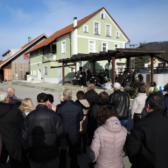 Greetings to the New year